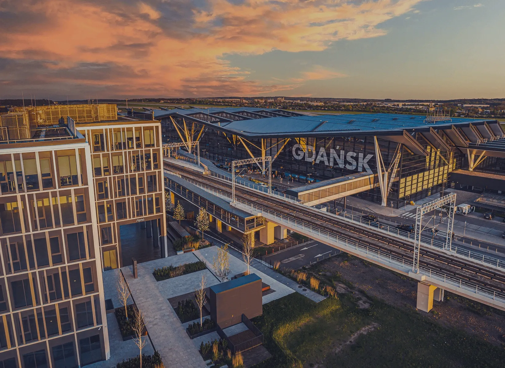 <span>Wyróżnij swoją markę</span> na stronie internetowej Lotniska!